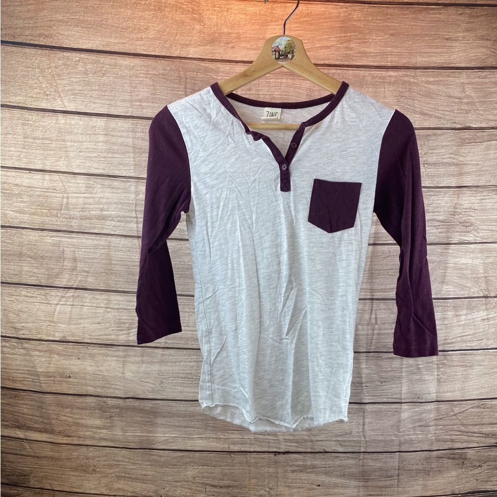 Zine Clothing Two-Tone Henley Tee in Gray & Plum